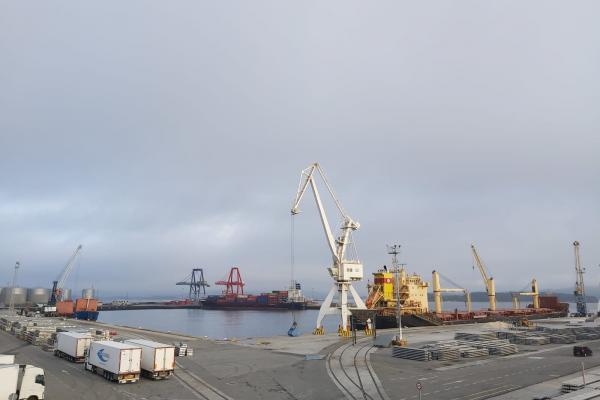 Vista del recinto portuario desde el Centro de Control