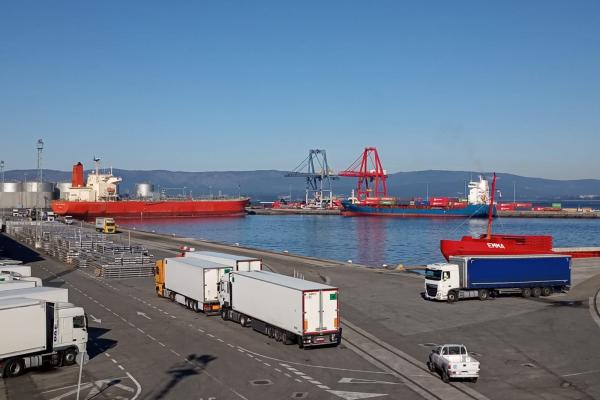 Vista del recinto portuario desde el Centro de Control