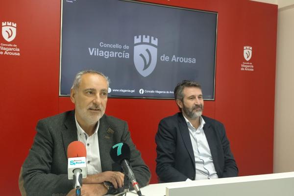 Presidente y alcalde, en la firma de la compraventa de la parcela