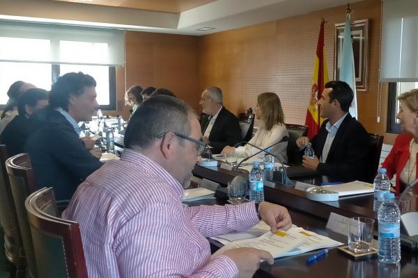Los miembros del Consejo, al comienzo de la sesión